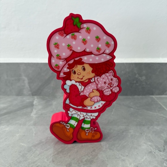 Strawberry Shortcake Other - Strawberry Shortcake Cat Wooden Lacquer Figure Wall Hanging Table Home Decor